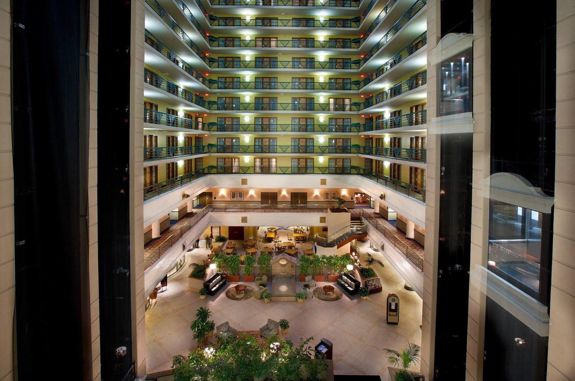 เอมบาสซี สวีตส์ อินเดียนาโพลิส ดาวน์ทาวน์ Hotel ภายใน รูปภาพ